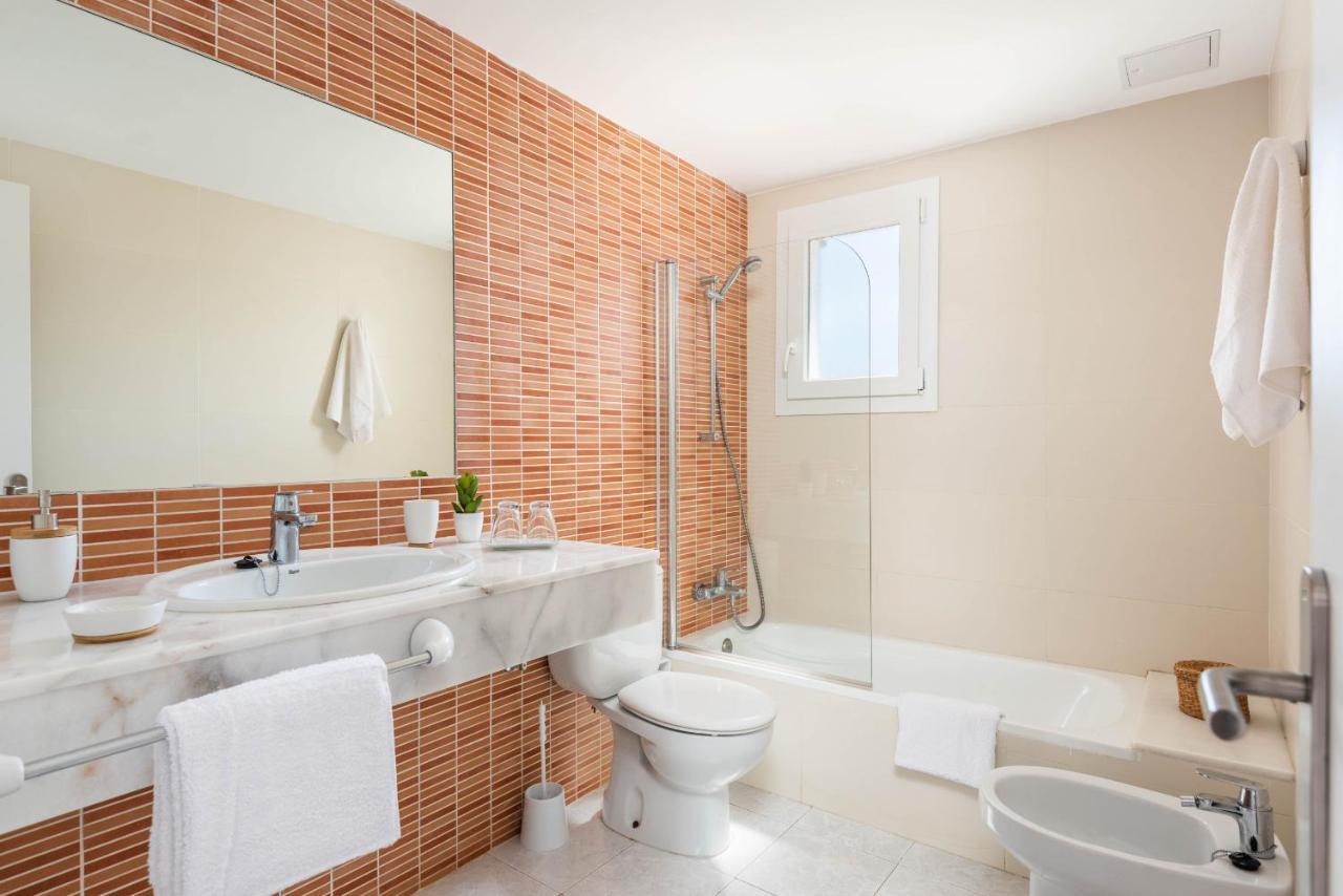 Rimar 5, 2 Bedroom Apartment, Cap D'Artrutx Cala'N Bosch  Exterior photo